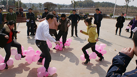 业余时间富厚员工生涯的意见意义运动